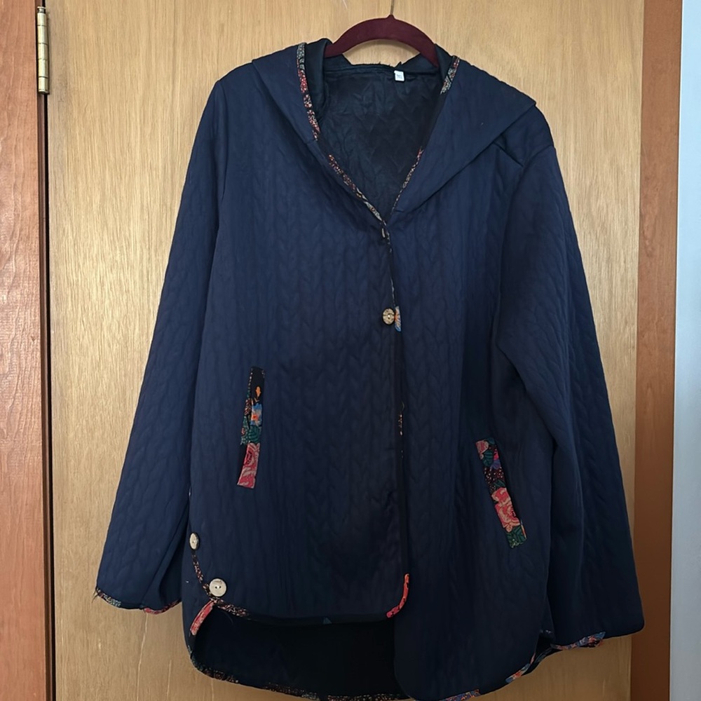 Quilted detail sweater coat sz 3X has 2 pockets and hood